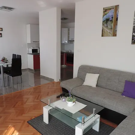 Apartamento Ivana *
